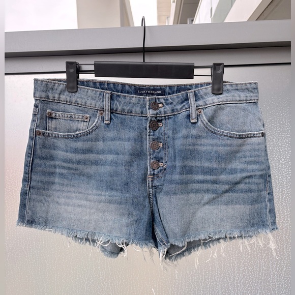 Lucky 🍀 Brand | Jean Shorts - Picture 1 of 3